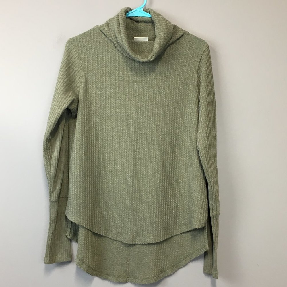 Telluride Clothing Company Basil Ribbed Turtleneck